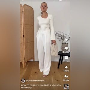 Pretty Lavish Blythe Cut Out Knit Top, XS, color is Cream, NWT, never worn